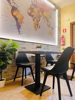 funny palace hostel
