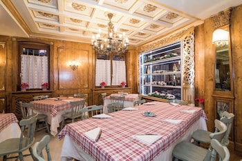 Càdor Hotel,In The City Center,3 star