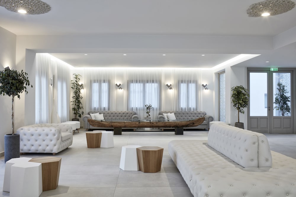 costa grand resort and spa