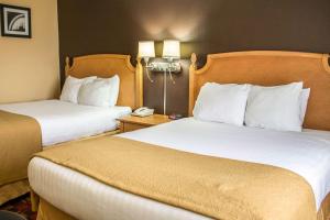Quality Inn Hall Of Fame,Canton>>Akron,2.5 star