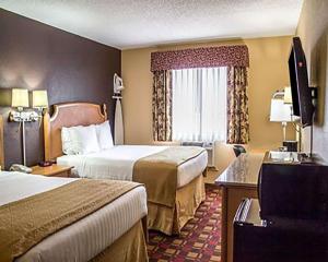 Quality Inn Hall Of Fame,Canton>>Akron,2.5 star