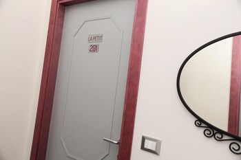 B&B Del Centro,Partinico>>Palermo,3 star