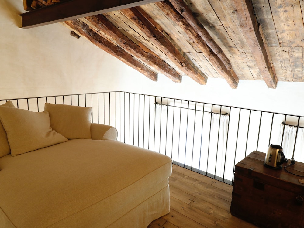 palazzo albricci peregrini