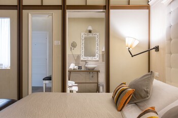 residenza bonifacio adults only