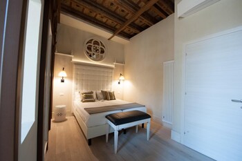 residenza bonifacio adults only