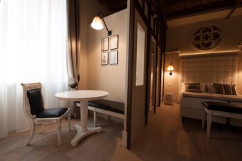 residenza bonifacio adults only