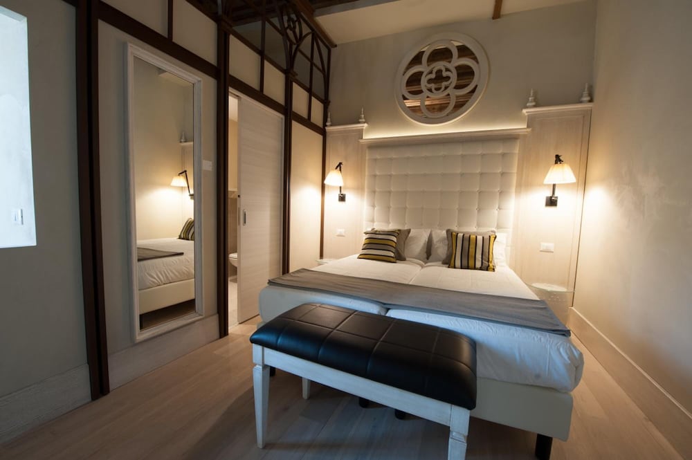 residenza bonifacio adults only