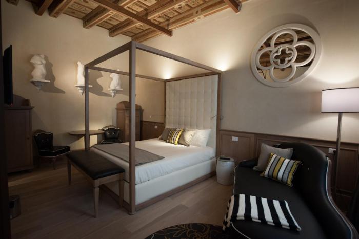 residenza bonifacio adults only