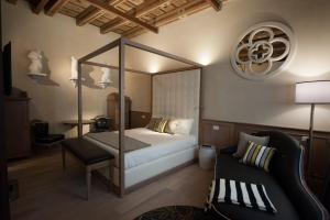 residenza bonifacio adults only