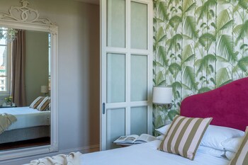 serristori palace residence