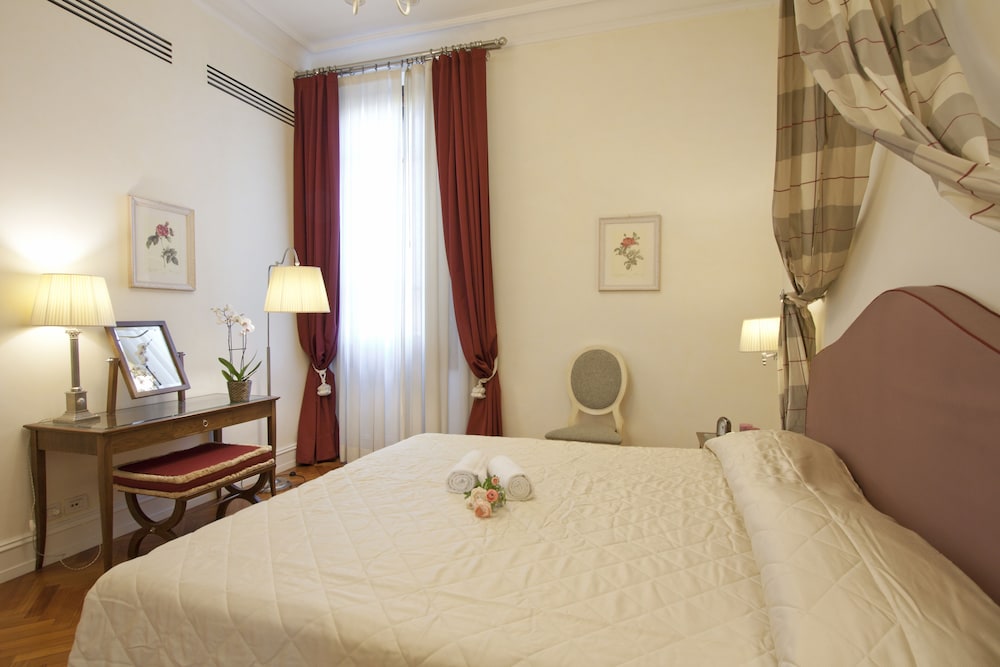 serristori palace residence