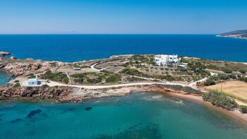 paros