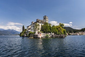 pella