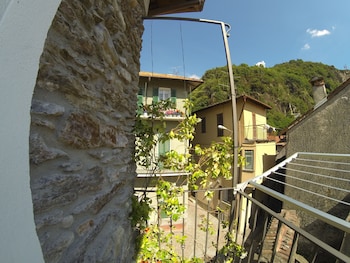 La Casa Sul Sasso,Dervio>>Barzano,3 star