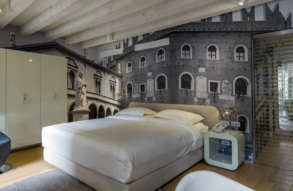 lords of verona luxury apartments