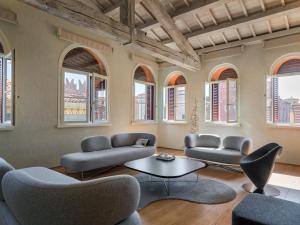 lords of verona luxury apartments