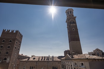 lords of verona luxury apartments