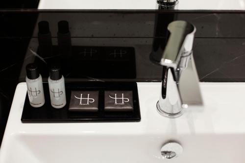 lhp suite napoli parco margherita