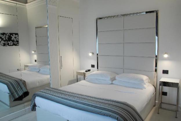 lhp suite napoli parco margherita