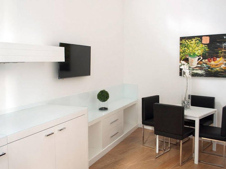 lhp suite napoli parco margherita