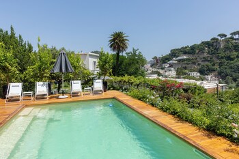 capri