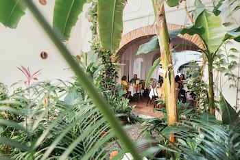 alfiz hotel boutique