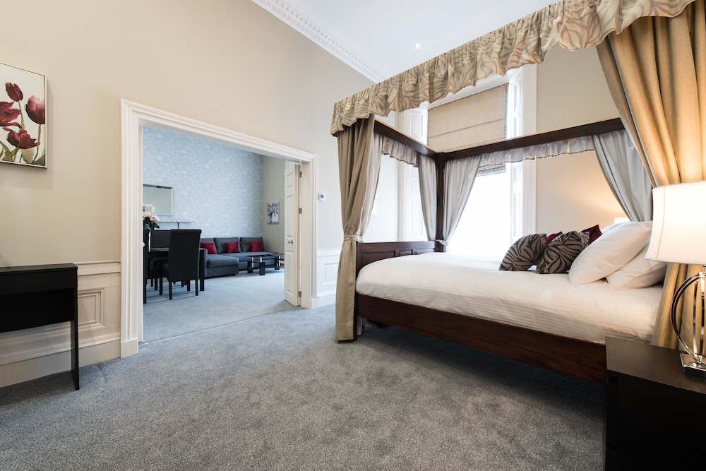 royal princes suites