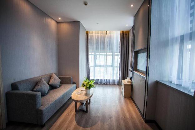 echarm hotel wuhan jiangxia zhongbai plaza