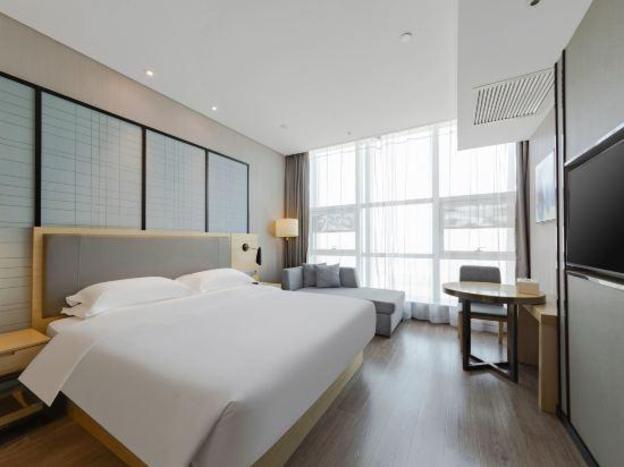echarm hotel wuhan jiangxia zhongbai plaza
