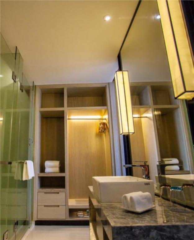 echarm hotel wuhan jiangxia zhongbai plaza