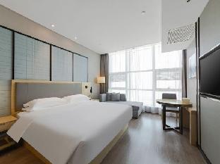 echarm hotel wuhan jiangxia zhongbai plaza