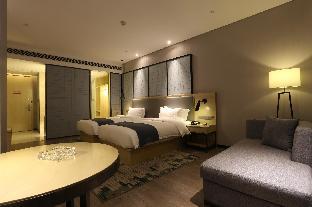 echarm hotel wuhan jiangxia zhongbai plaza