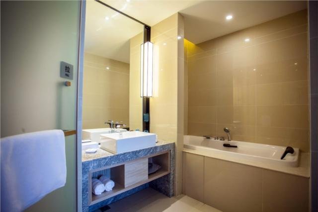 Echarm Hotel Wuhan Jiangxia Zhongbai Plaza,,3 star