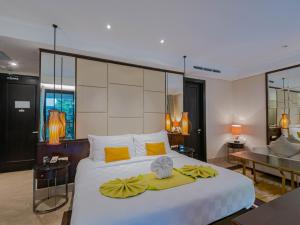 jambuluwuk oceano seminyak hotel