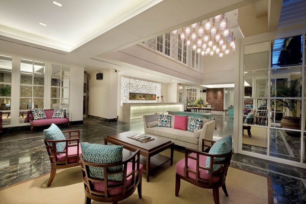 jambuluwuk oceano seminyak hotel