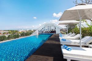 jambuluwuk oceano seminyak hotel