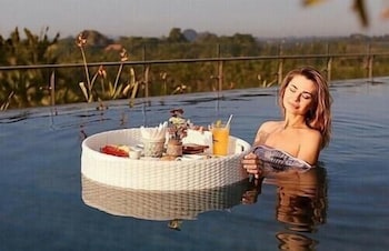 maxone hotels at ubud