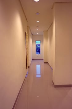 big fish hotel
