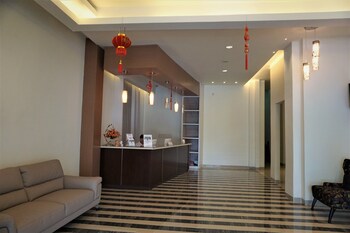 Big Fish Hotel,North Sulawesi>>Manado,3 star