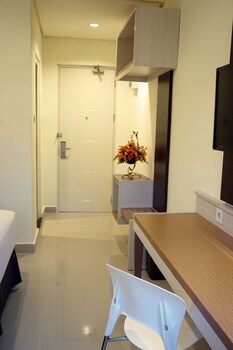 Big Fish Hotel,North Sulawesi>>Manado,3 star