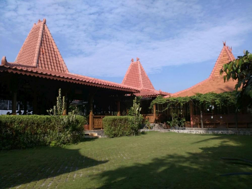 joglo ayem tentrem