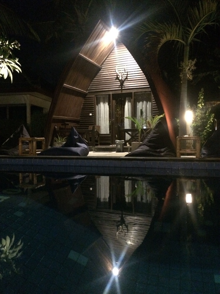 coral beach 2 bungalow