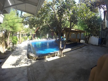 coral beach 2 bungalow