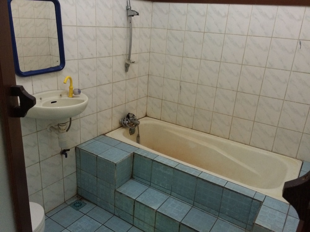 coral beach 2 bungalow