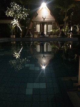 Coral Beach 2 Bungalow,Gili Islands>>Gili Air,3 star