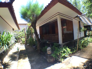 coral beach 2 bungalow