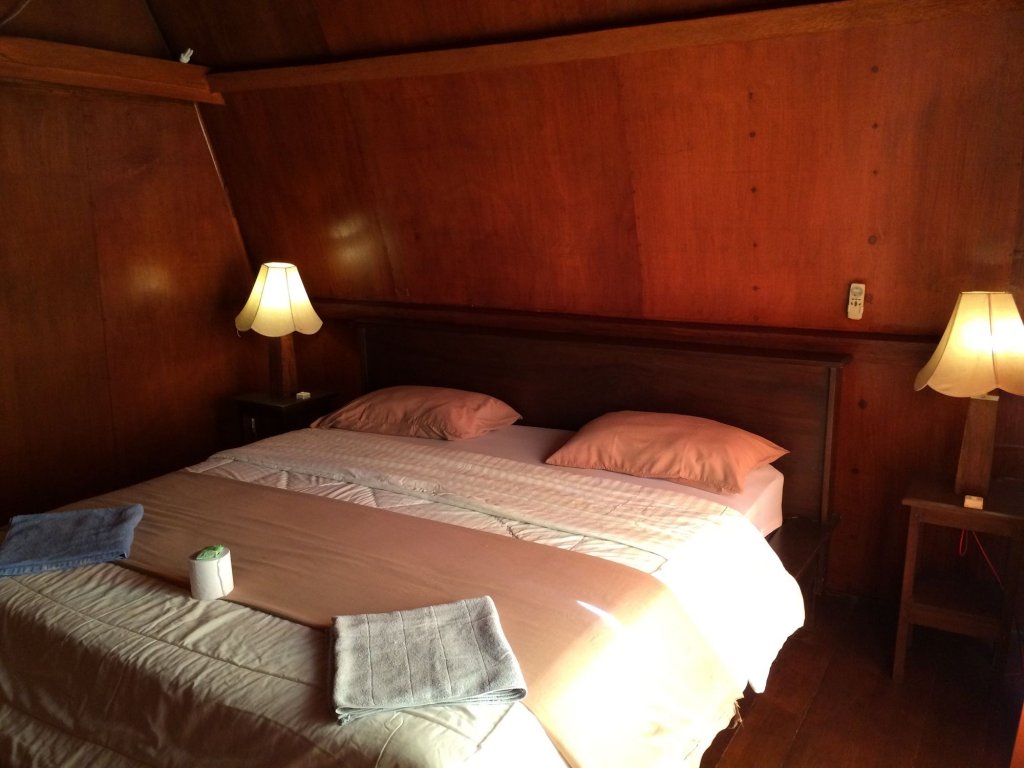 coral beach 2 bungalow