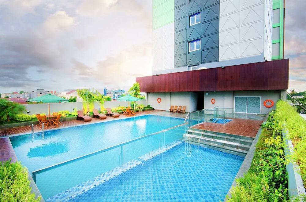 ayola first point hotel pekanbaru