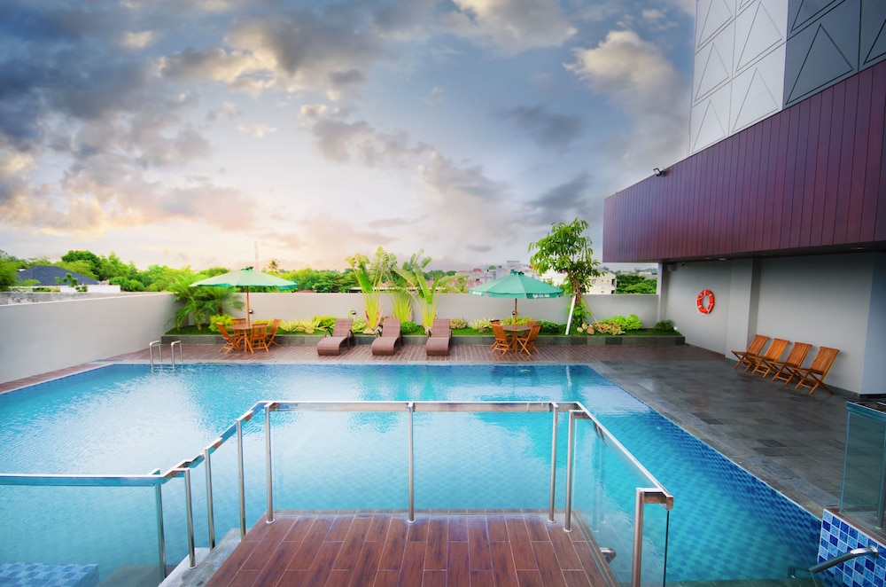 ayola first point hotel pekanbaru