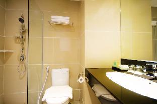 ayola first point hotel pekanbaru